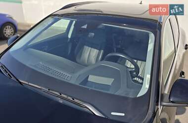 Внедорожник / Кроссовер Audi e-tron 2019 в 