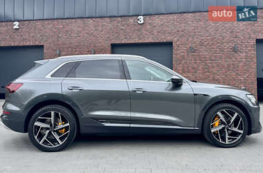 Внедорожник / Кроссовер Audi e-tron 2020 в Хмельницком