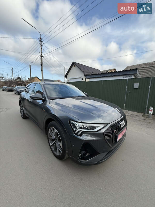 Внедорожник / Кроссовер Audi e-tron 2021 в Белой Церкви