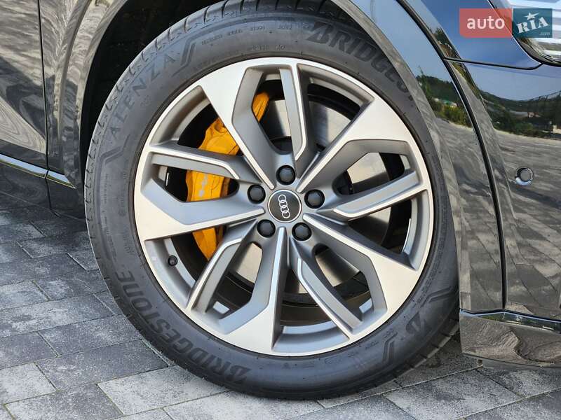 Внедорожник / Кроссовер Audi e-tron 2019 в Львове