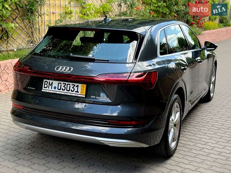 Внедорожник / Кроссовер Audi e-tron 2020 в Хмельницком