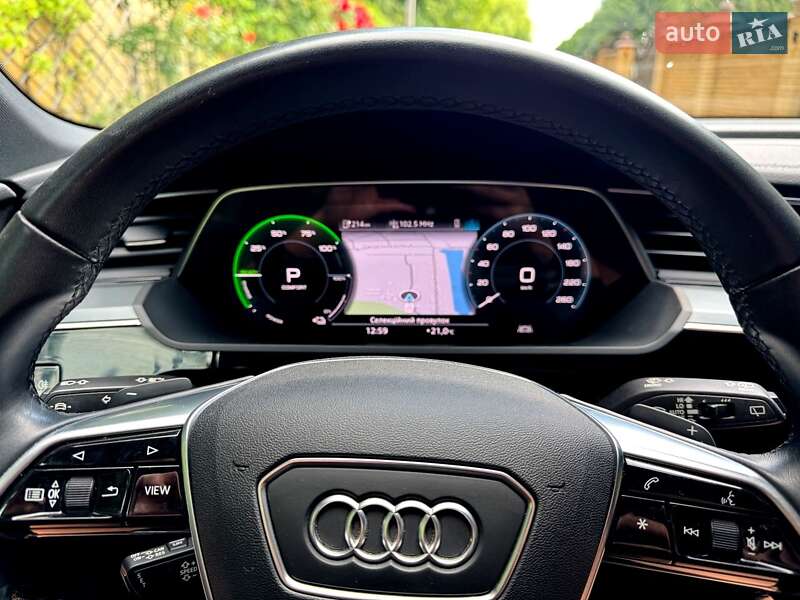 Внедорожник / Кроссовер Audi e-tron 2020 в Хмельницком