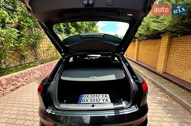 Внедорожник / Кроссовер Audi e-tron 2020 в 