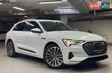 Внедорожник / Кроссовер Audi e-tron 2019 в 