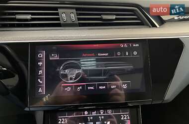 Внедорожник / Кроссовер Audi e-tron 2019 в 