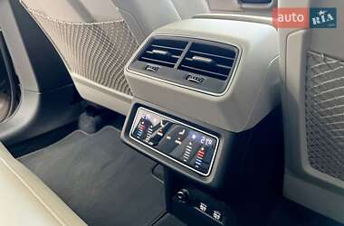 Внедорожник / Кроссовер Audi e-tron 2019 в 