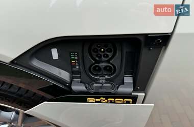 Внедорожник / Кроссовер Audi e-tron 2020 в 