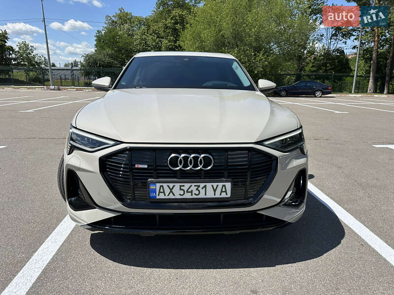 Внедорожник / Кроссовер Audi e-tron 2020 в Харькове