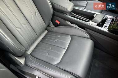Внедорожник / Кроссовер Audi e-tron 2021 в 