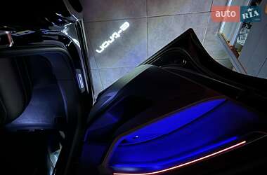 Внедорожник / Кроссовер Audi e-tron 2021 в 