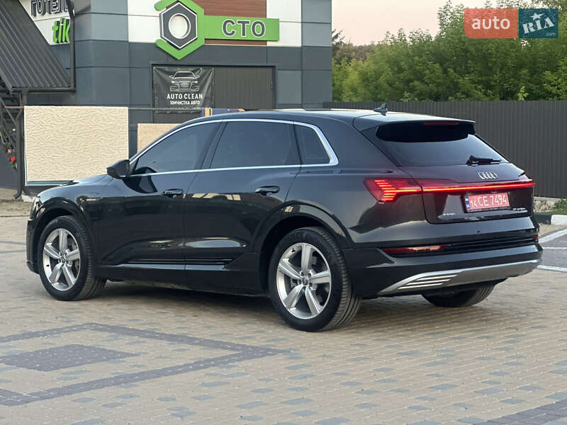 Внедорожник / Кроссовер Audi e-tron 2020 в Тернополе