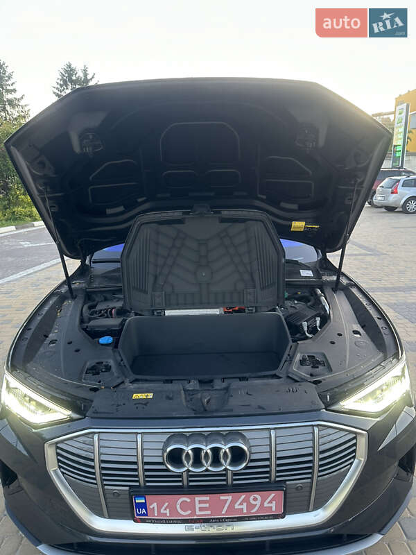 Внедорожник / Кроссовер Audi e-tron 2020 в Тернополе