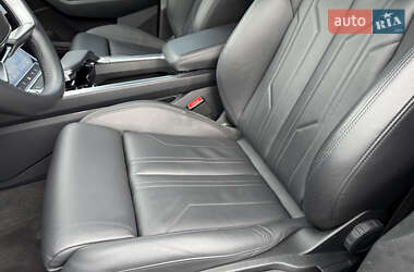 Внедорожник / Кроссовер Audi e-tron 2021 в 