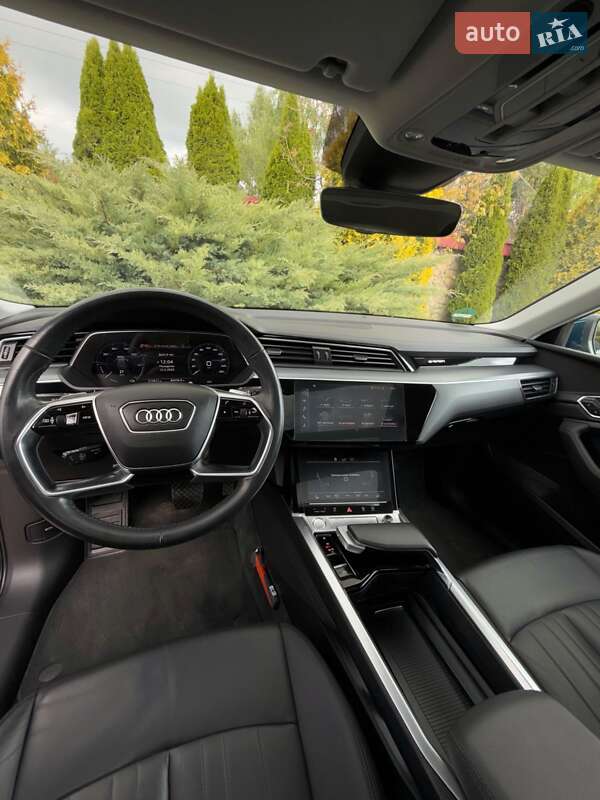 Внедорожник / Кроссовер Audi e-tron 2020 в Львове