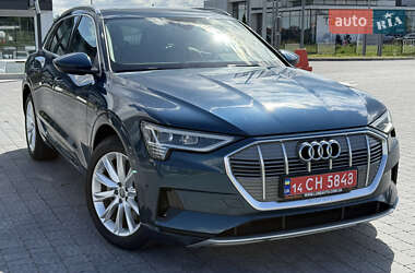 Внедорожник / Кроссовер Audi e-tron 2019 в 