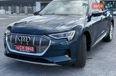 Внедорожник / Кроссовер Audi e-tron 2019 в 
