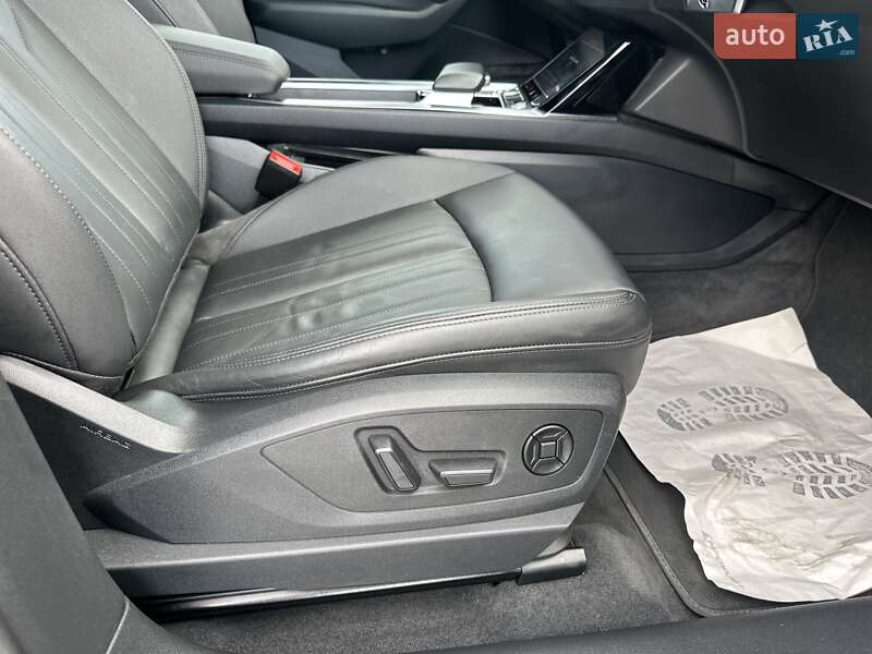 Внедорожник / Кроссовер Audi e-tron 2021 в Стрые