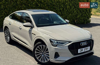 Позашляховик / Кросовер Audi e-tron 2020 в 