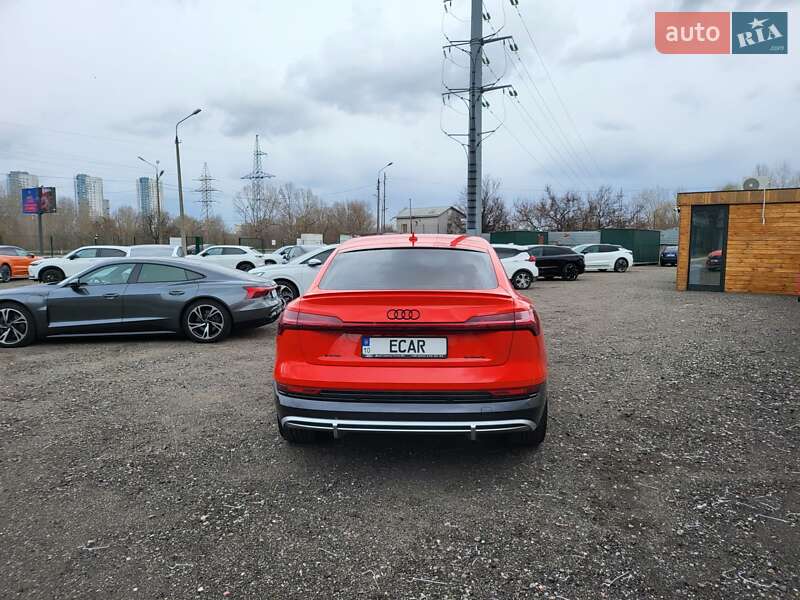 Внедорожник / Кроссовер Audi e-tron 2020 в Киеве