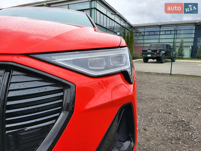 Внедорожник / Кроссовер Audi e-tron 2020 в Киеве