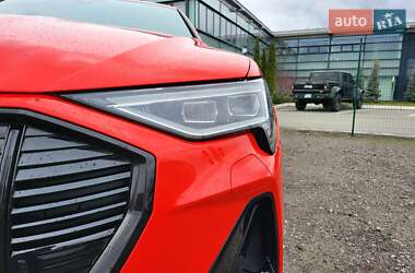 Внедорожник / Кроссовер Audi e-tron 2020 в 