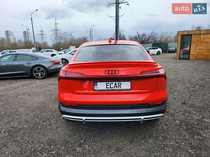 Внедорожник / Кроссовер Audi e-tron 2020 в Киеве