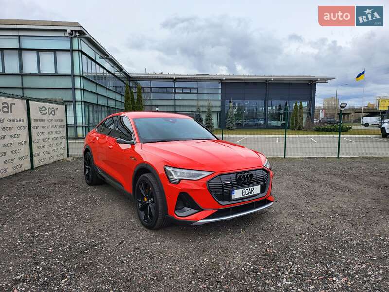 Внедорожник / Кроссовер Audi e-tron 2020 в Киеве