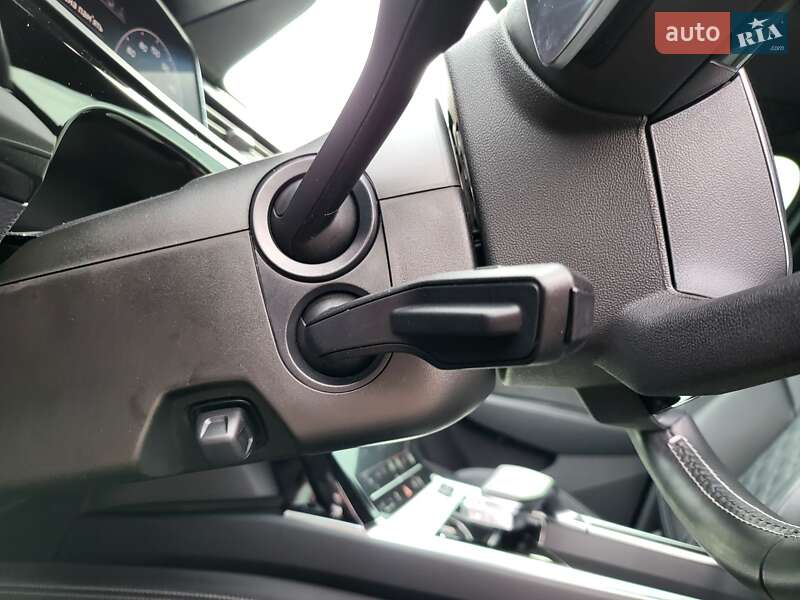 Внедорожник / Кроссовер Audi e-tron 2020 в Киеве