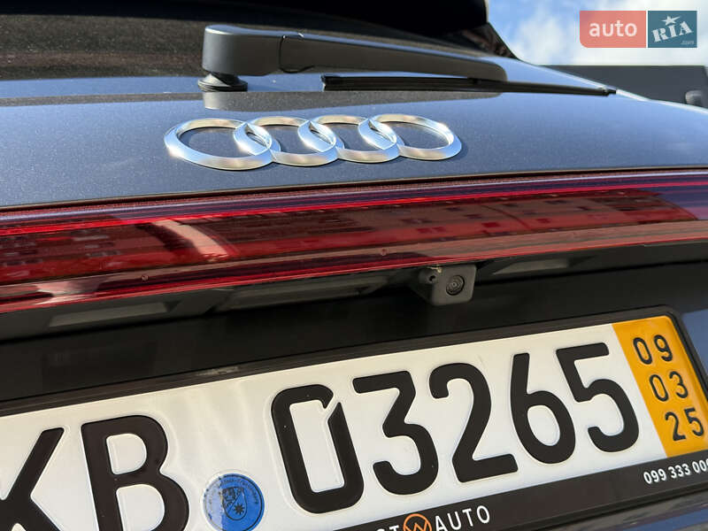 Внедорожник / Кроссовер Audi e-tron 2022 в Мукачево