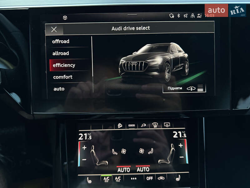 Внедорожник / Кроссовер Audi e-tron 2022 в Мукачево