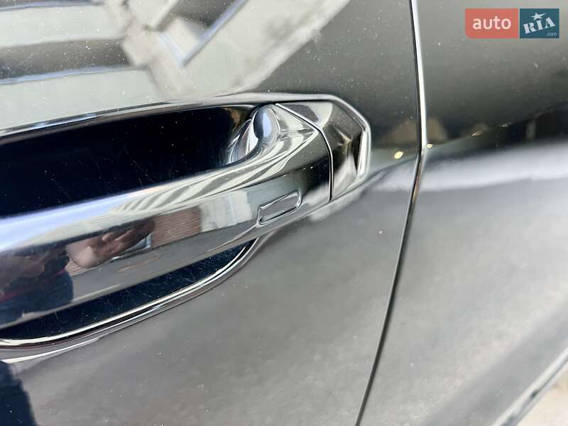 Внедорожник / Кроссовер Audi e-tron 2020 в Киеве