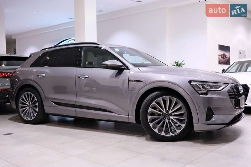 Позашляховик / Кросовер Audi e-tron 2020 в Дрогобичі
