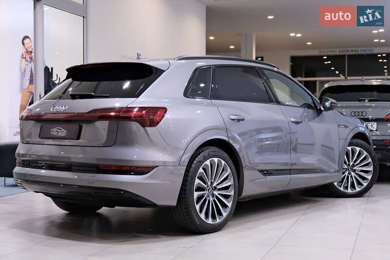 Позашляховик / Кросовер Audi e-tron 2020 в Дрогобичі