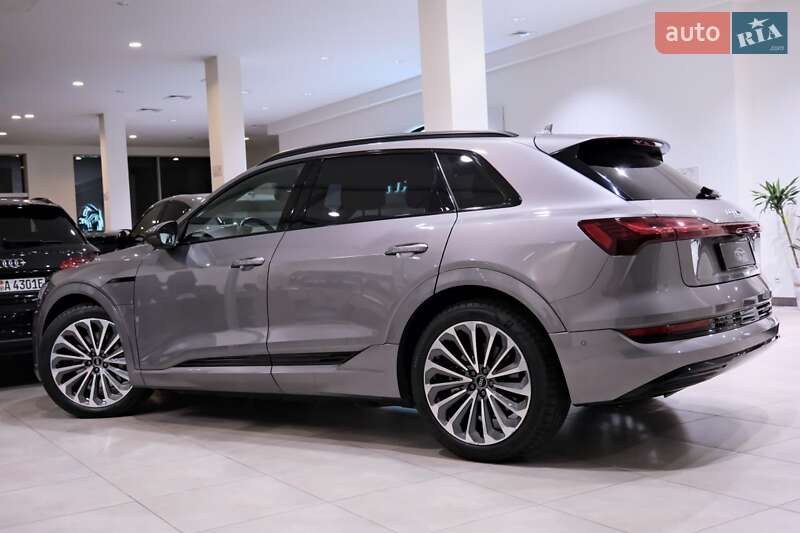 Позашляховик / Кросовер Audi e-tron 2020 в Дрогобичі
