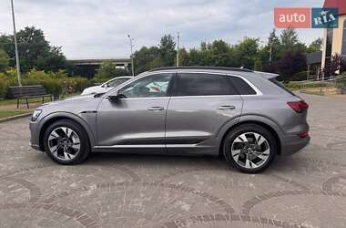 Внедорожник / Кроссовер Audi e-tron 2019 в 