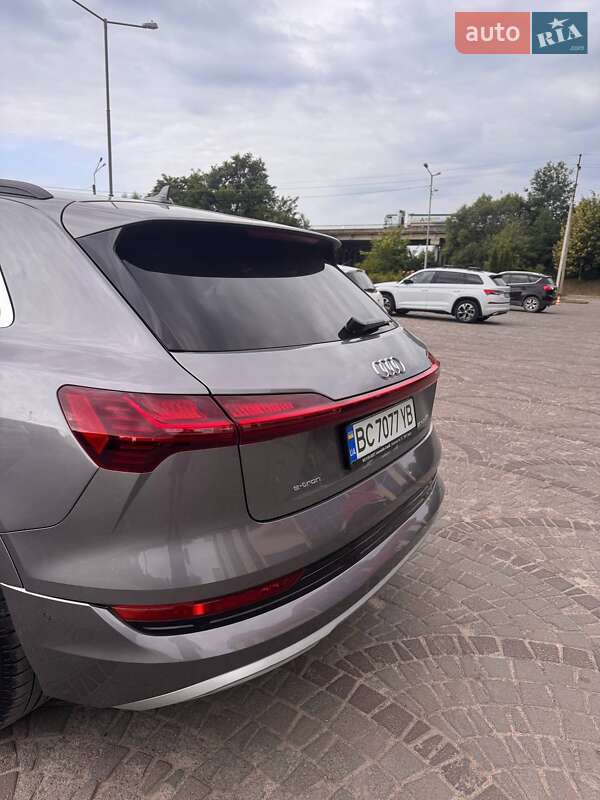Внедорожник / Кроссовер Audi e-tron 2019 в Львове