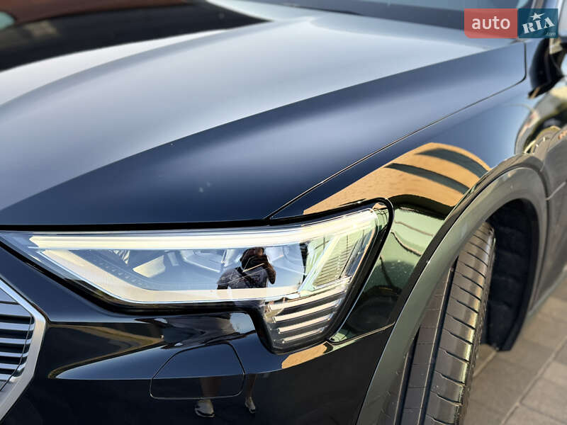 Внедорожник / Кроссовер Audi e-tron 2023 в Хмельницком