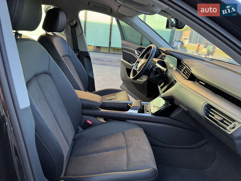 Внедорожник / Кроссовер Audi e-tron 2023 в Хмельницком