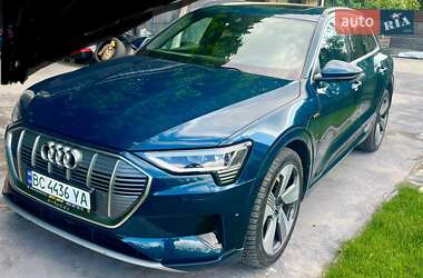 Внедорожник / Кроссовер Audi e-tron 2018 в 