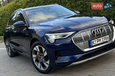 Внедорожник / Кроссовер Audi e-tron 2020 в 