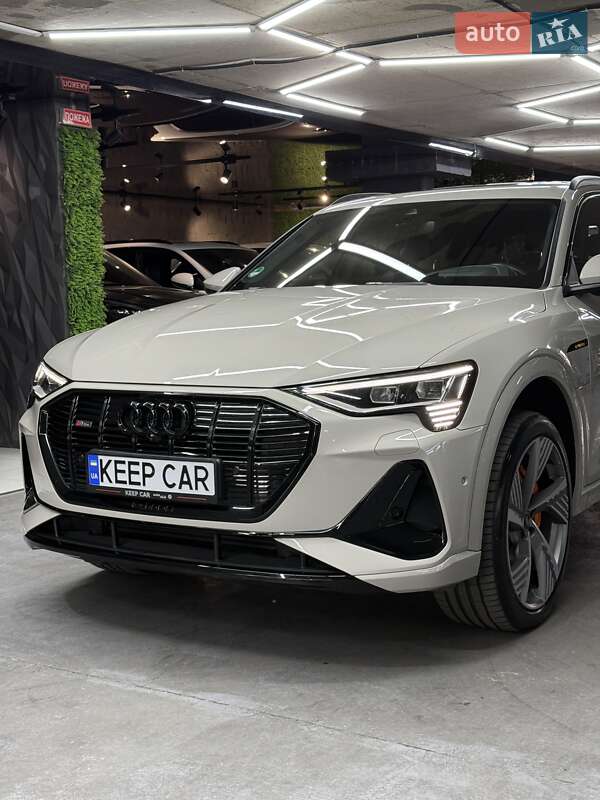 Внедорожник / Кроссовер Audi e-tron 2022 в Одессе