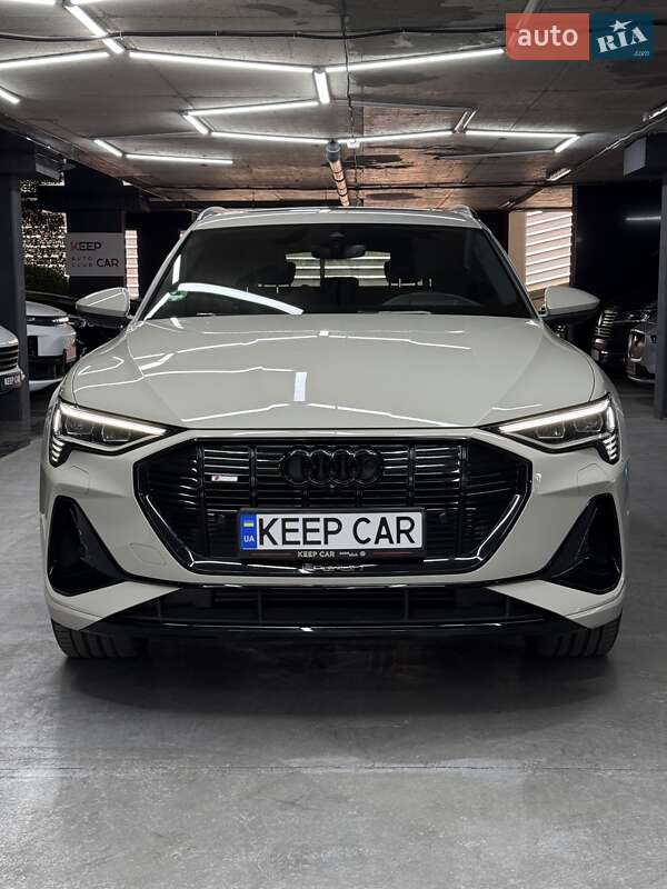 Внедорожник / Кроссовер Audi e-tron 2022 в Одессе