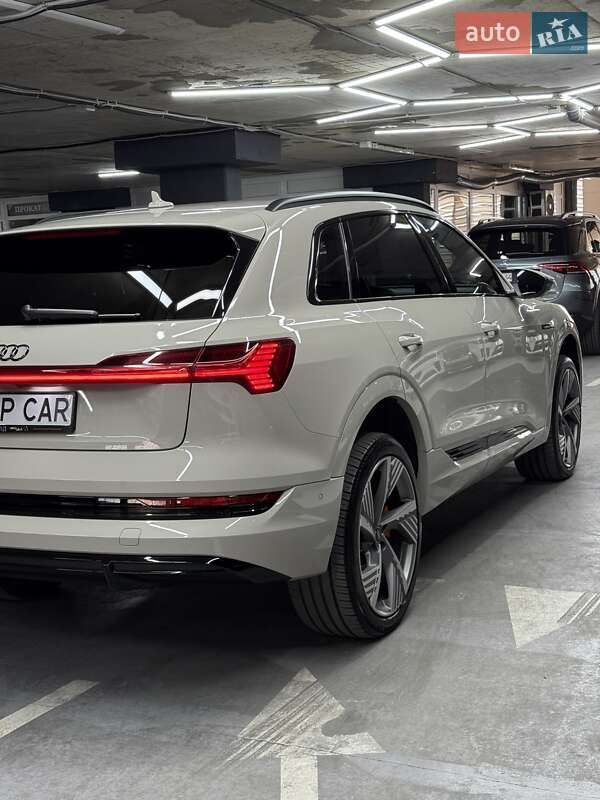 Внедорожник / Кроссовер Audi e-tron 2022 в Одессе
