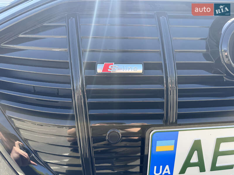Внедорожник / Кроссовер Audi e-tron 2021 в Днепре