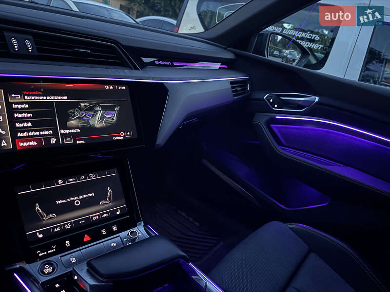 Внедорожник / Кроссовер Audi e-tron 2021 в Днепре