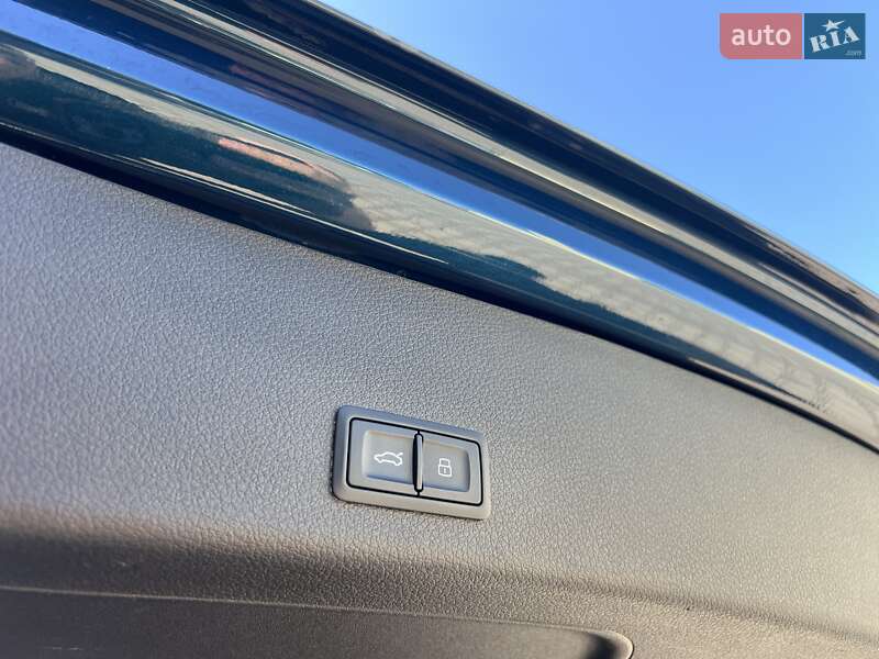 Позашляховик / Кросовер Audi e-tron 2019 в Львові