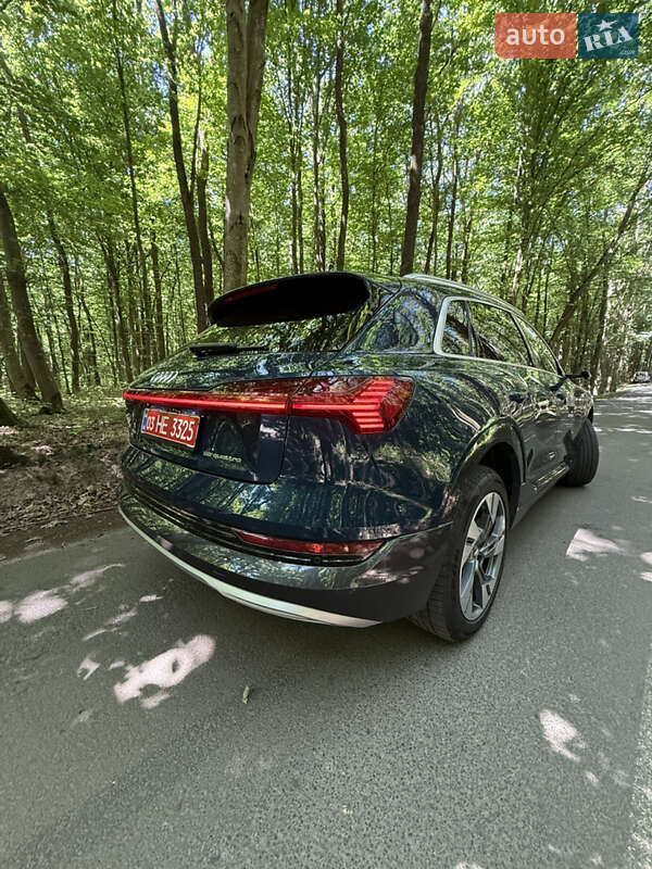 Внедорожник / Кроссовер Audi e-tron 2019 в Луцке