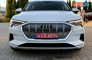 Позашляховик / Кросовер Audi e-tron 2019 в 