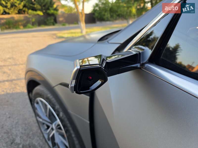 Позашляховик / Кросовер Audi e-tron 2019 в Одесі