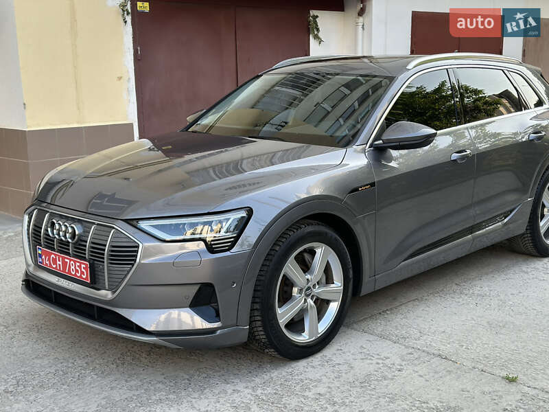 Внедорожник / Кроссовер Audi e-tron 2019 в Ивано-Франковске